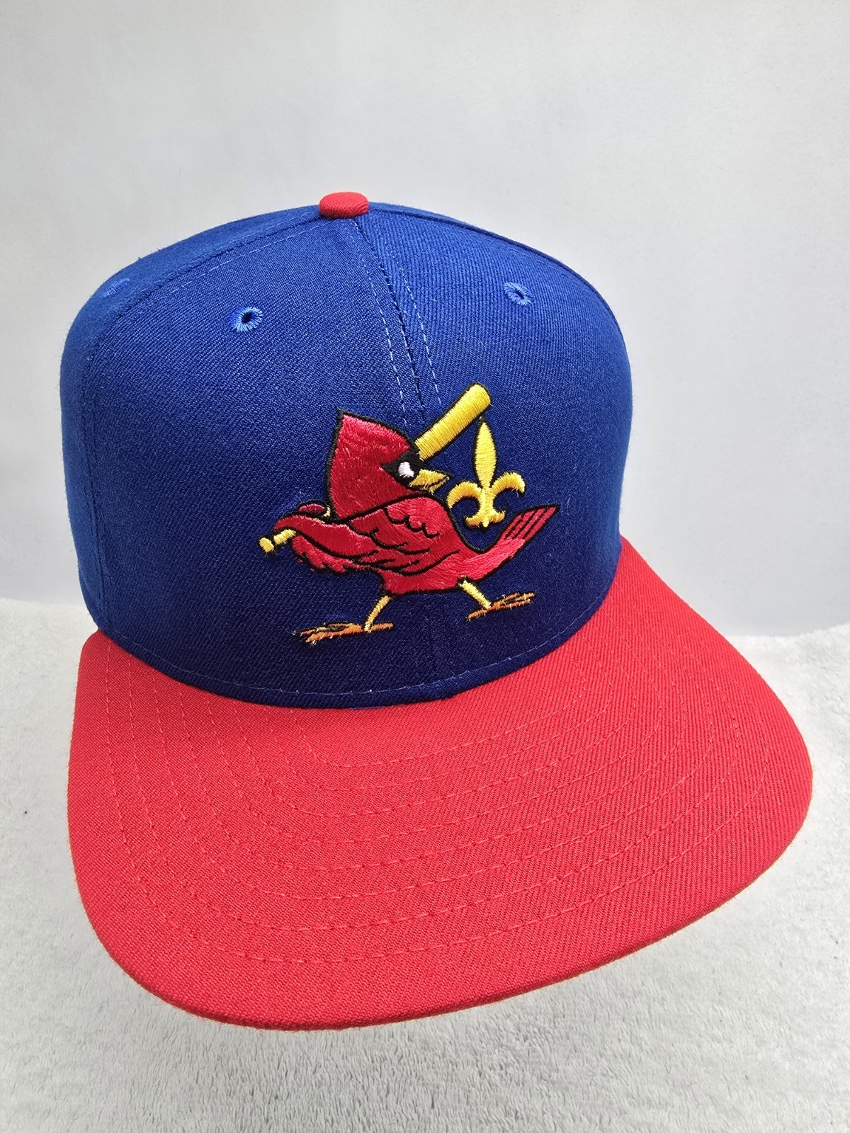 Vintage New Era Pro Model Louisville Bats Theme Nights Redbirds Snapback Hat M/L