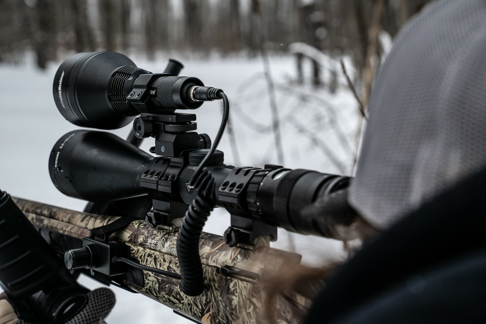 NightSnipe NS750 Class-1 Extreme Dimmable Hunting Light Kit