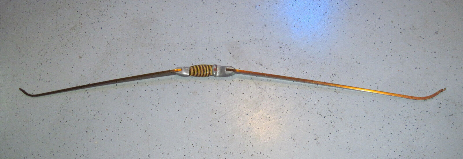 VINTAGE GRIMES ALUMINUM ANODIZED RECURVE BOW MADE IN PONTIAC MICHIGAN