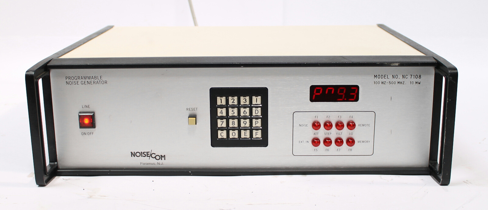 Noise/Com NC 7108 100Hz - 500MHz 10 MW Programmable Noise Generator