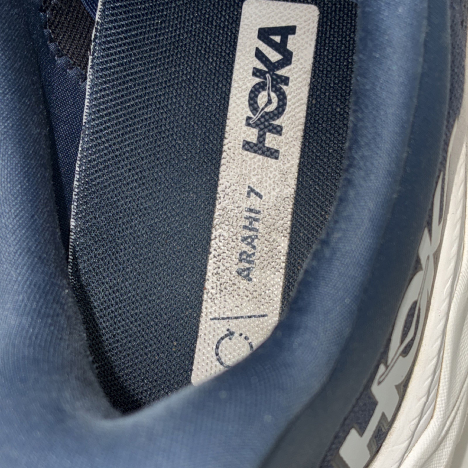 Hoka One One Arahi 7 Men's Running Shoes Navy White Mesh Lightweight Size 10.5
