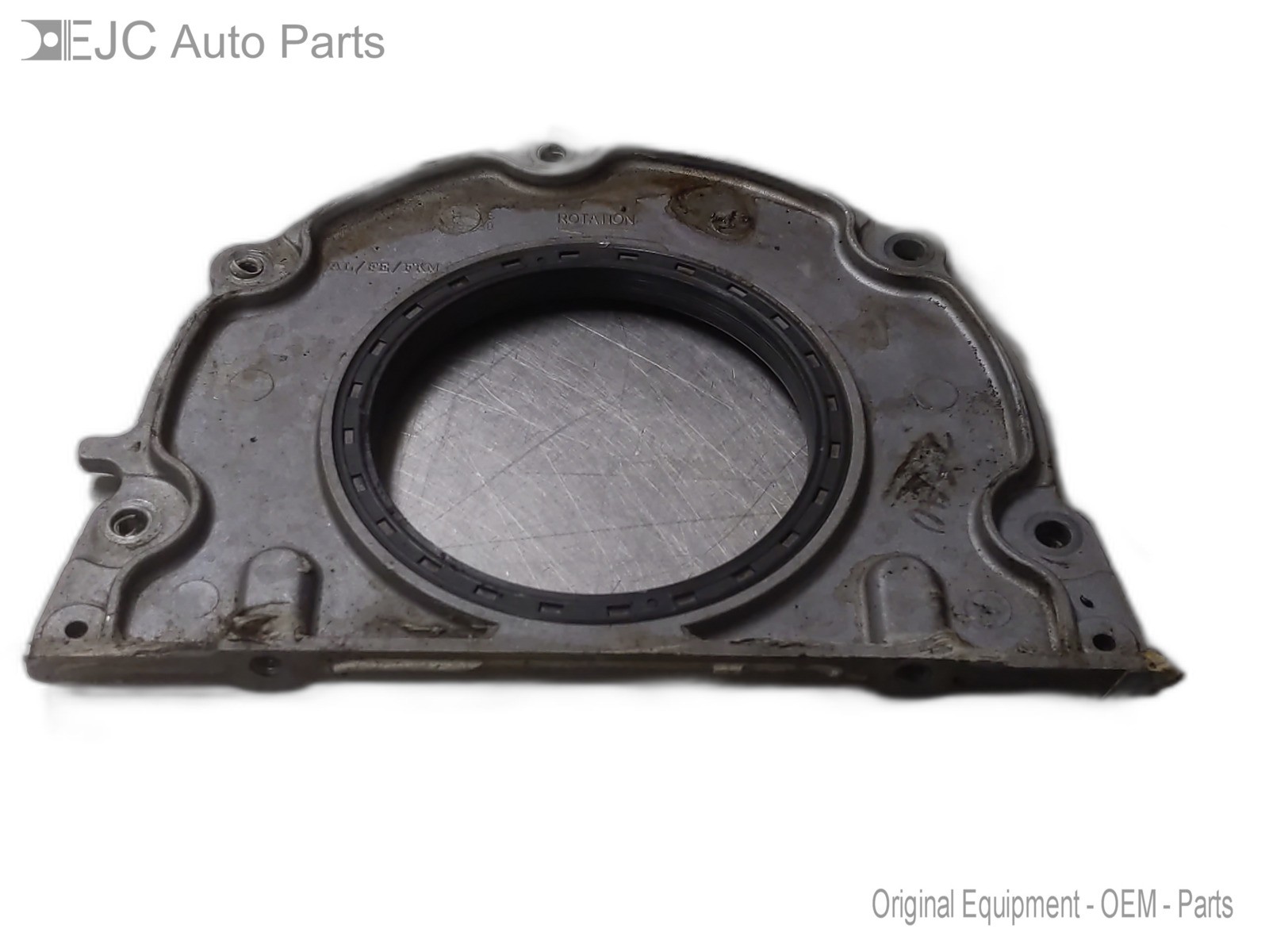 Rear Oil Seal Housing For 13-16 GMC Acadia  3.6 12637711 Gas