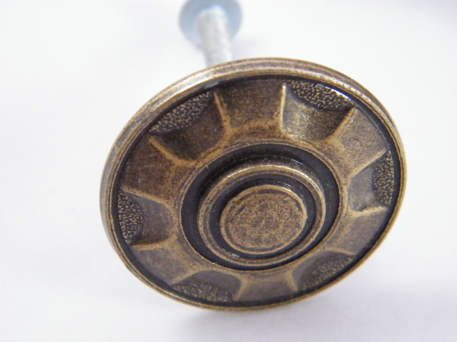 16 VINTAGE BRASS? DRAWER PULLS / CABINET KNOBS