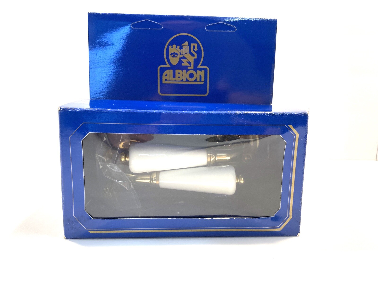 Porcelain Albion Newman Tonks Porcelain Lever Latch Door Handle White