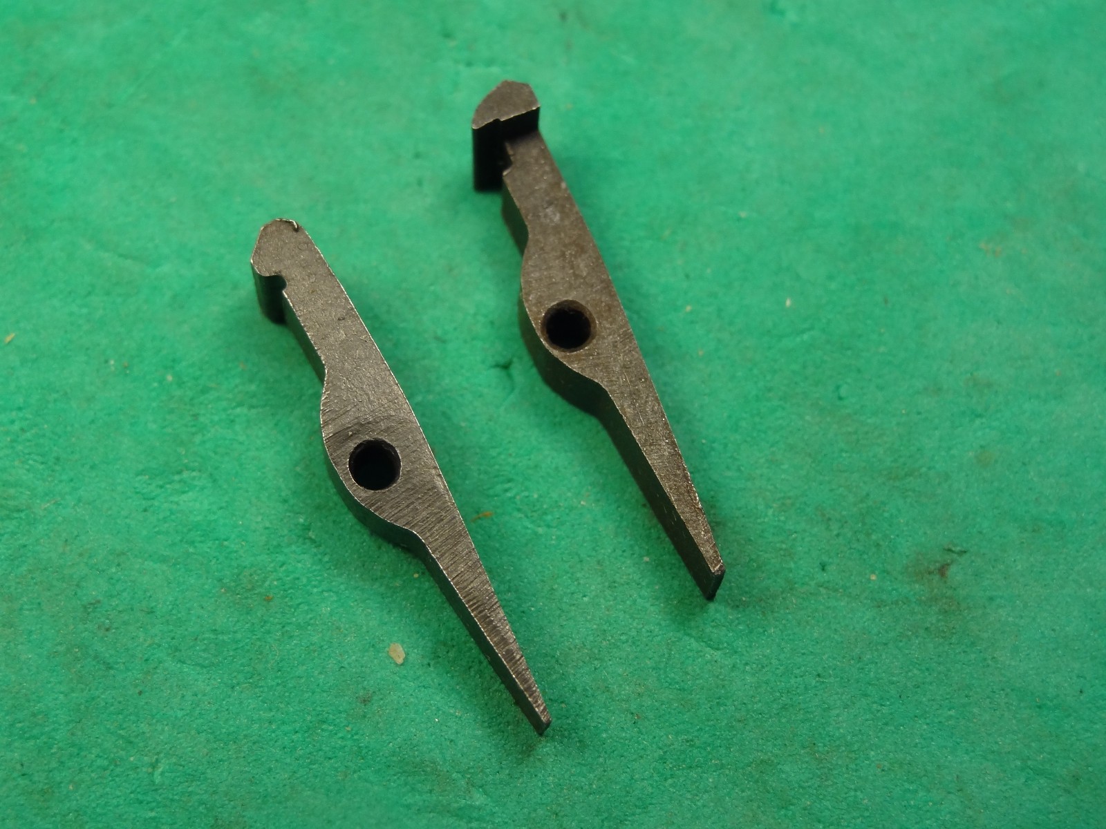 Savage 29A 29B Right & Left Extractor