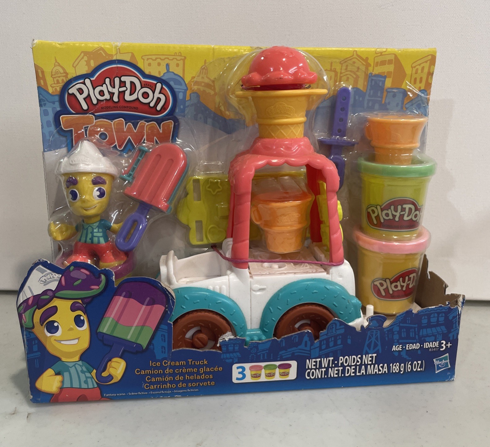 Hasbro Play-Doh Town Ice Cream Truck Playset Cone Popsicle B3417 New