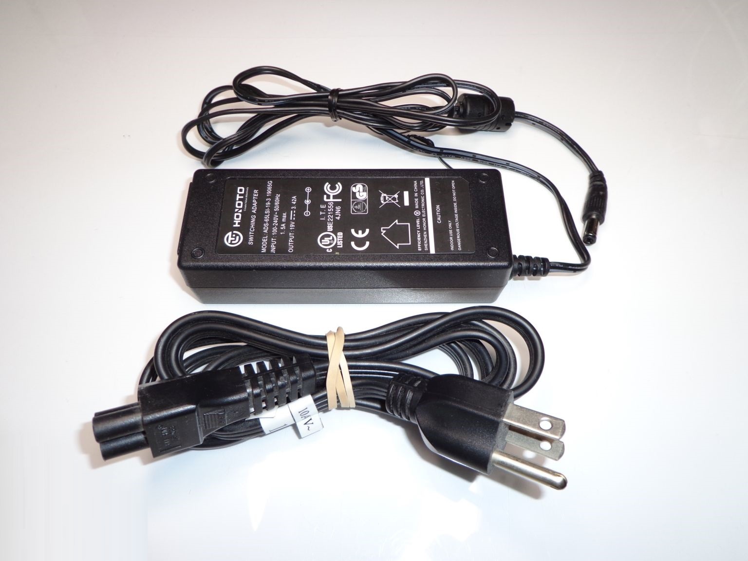 Hoioto ADS-65LSI-19-3 19065G 19V 3.42A Ac Adapter Geunine OEM