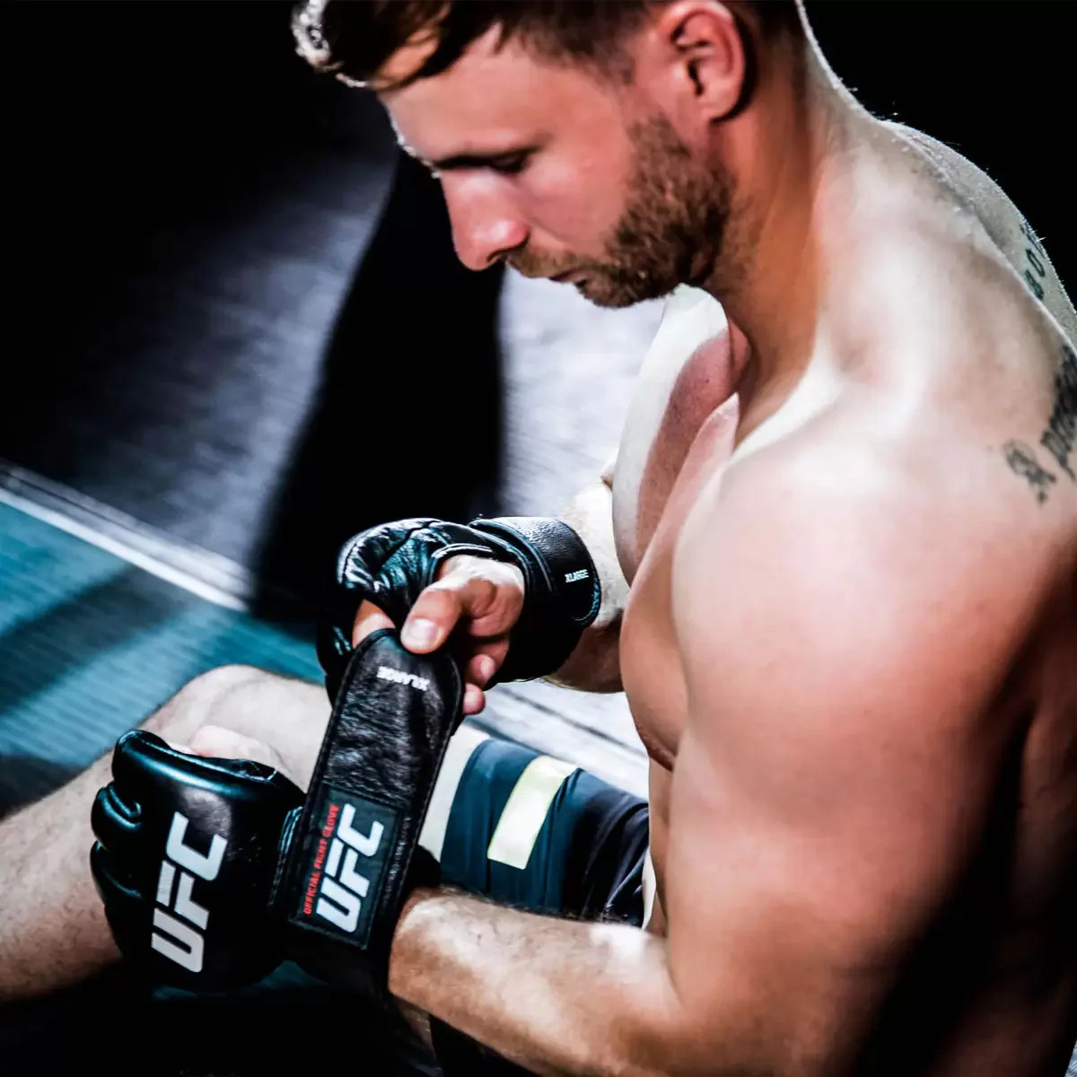 UFC Official Pro Competition Fight Gloves Men's