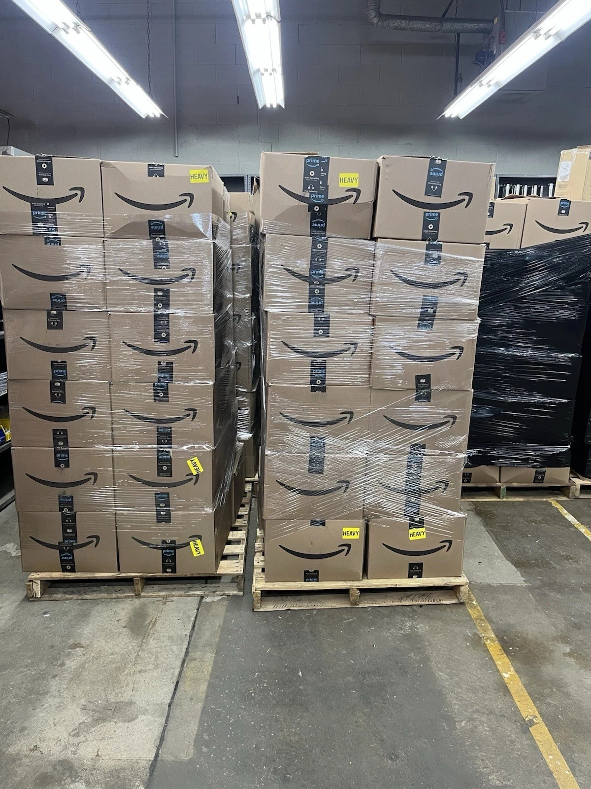 Assorted Amazon General Merchandise Box