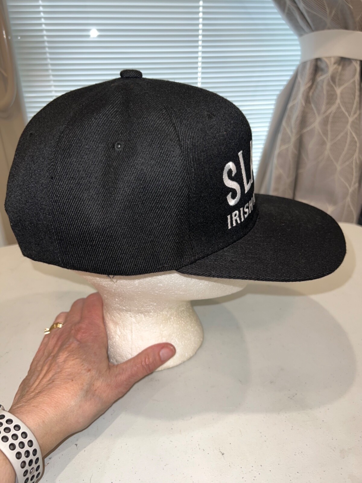 Black SLANE Irish Whiskey embroidered in White on front Hat Cap Snapback EUC