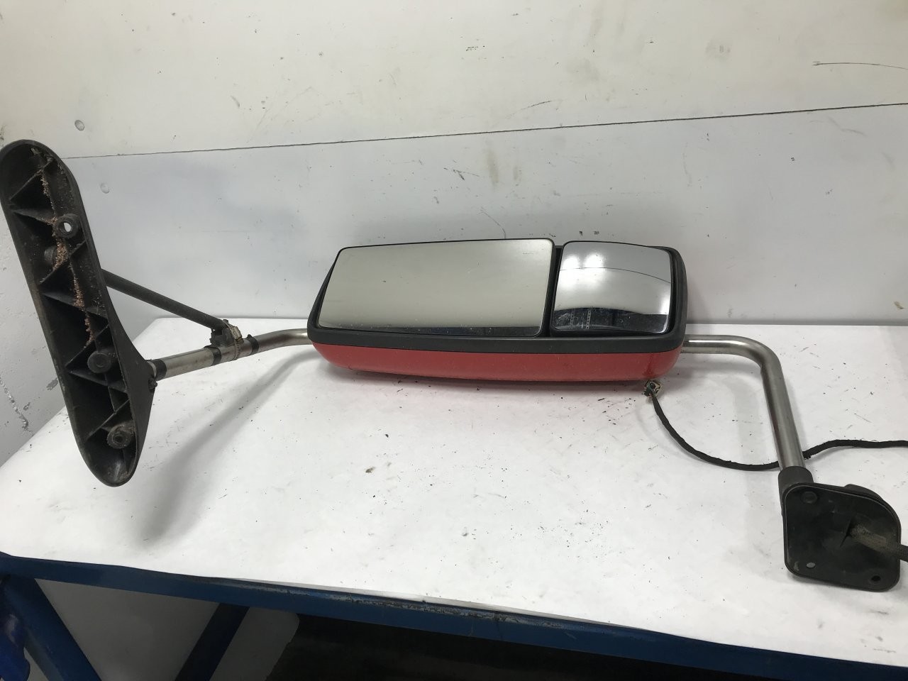 2007-2018 International PROSTAR POLY Right/Passenger Door Mirror - Used