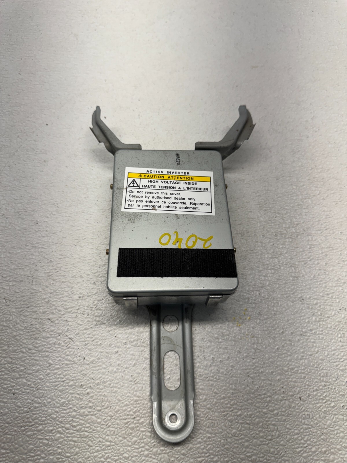 2001 - 2004 TOYOTA AVALON POWER INVERTER CONVERTER UNIT OEM 242040