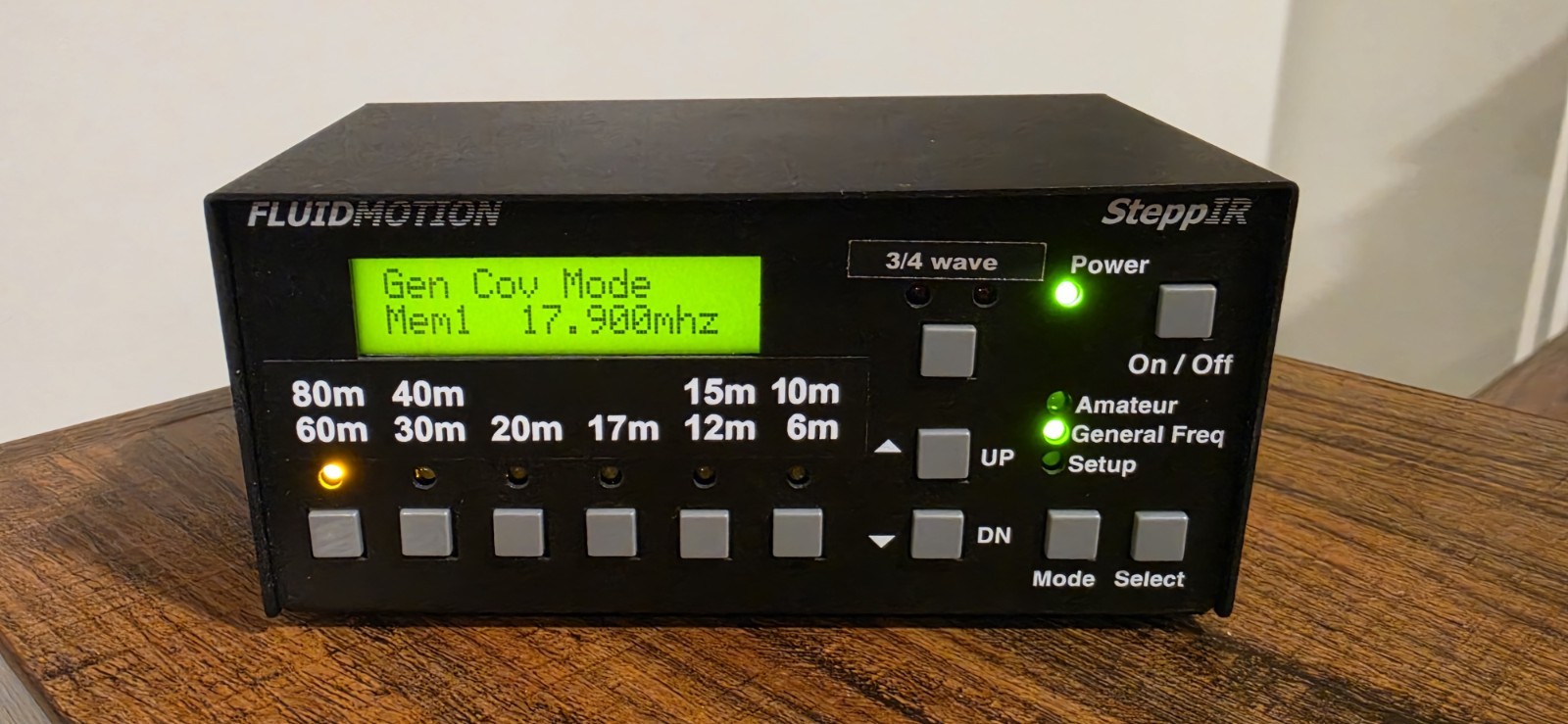 SteppIR HF Antenna Controller w/ Back-Lit LCD Display, 24 VDC, 80m-6m Range