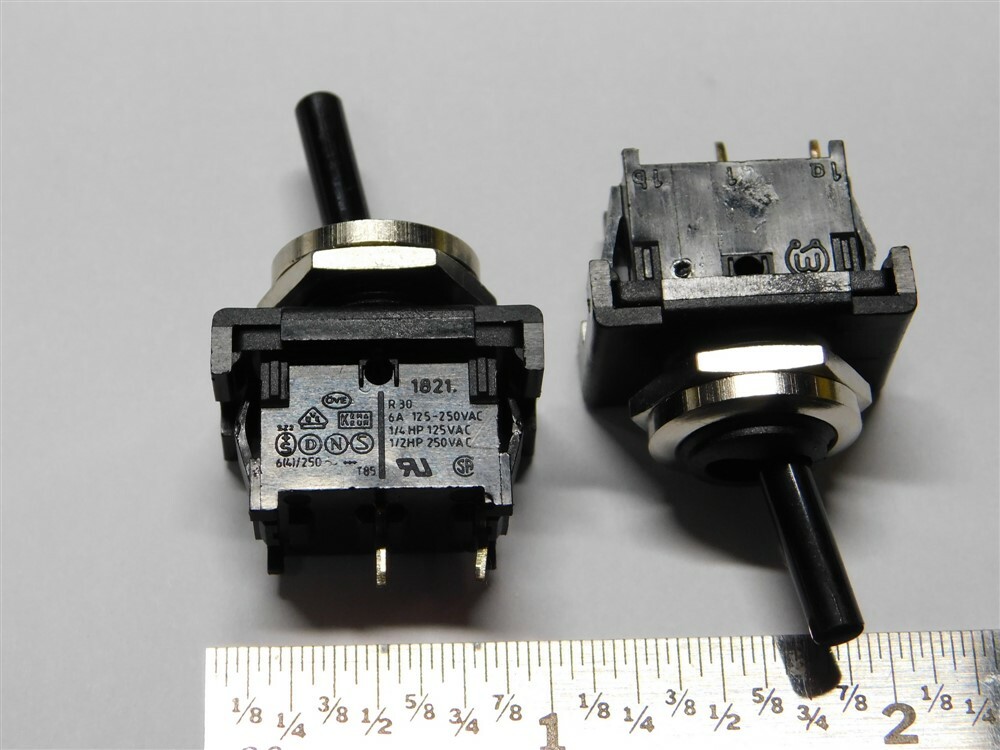 10 Marquardt 1821 SPST 6A 125-250VAC Toggle Switches PCB Terminals, Ag Contacts