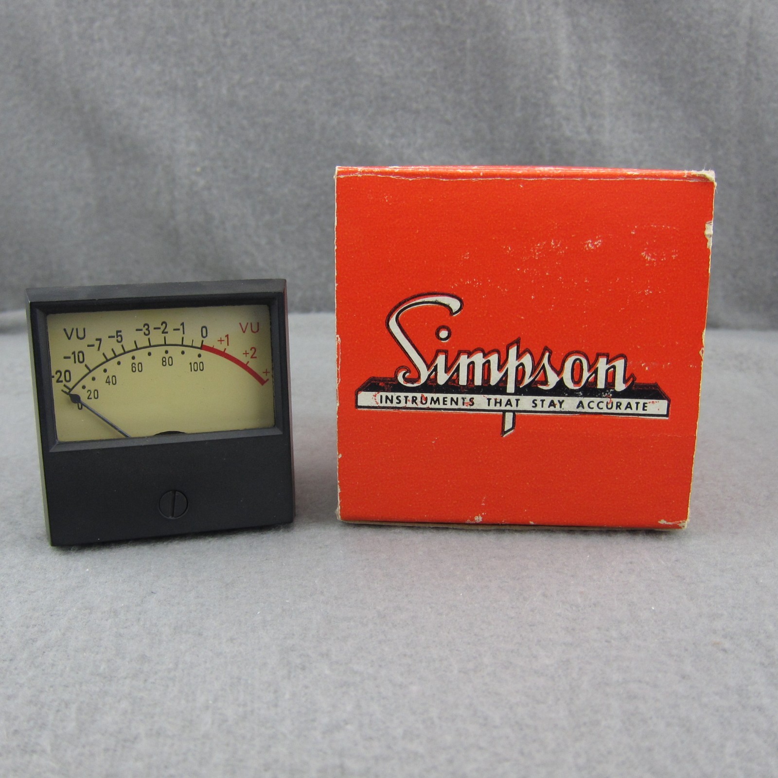 Simpson Model 2142 VU Meter Cat No 17473 w/ box Vintage EUC