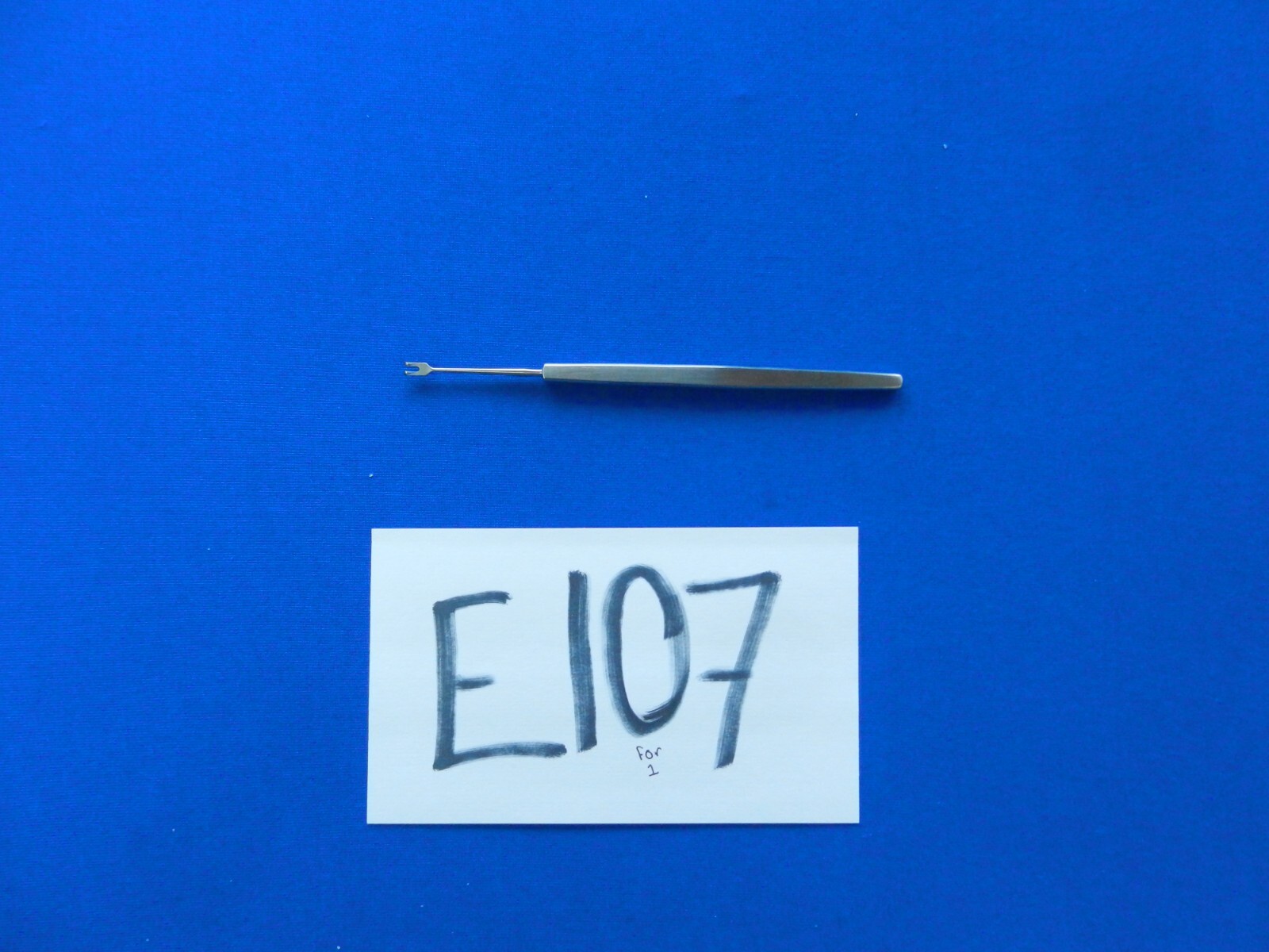 E107 Padgett Surgical Guthrie 3.0mm 2 Prong Sharp Hook P5225