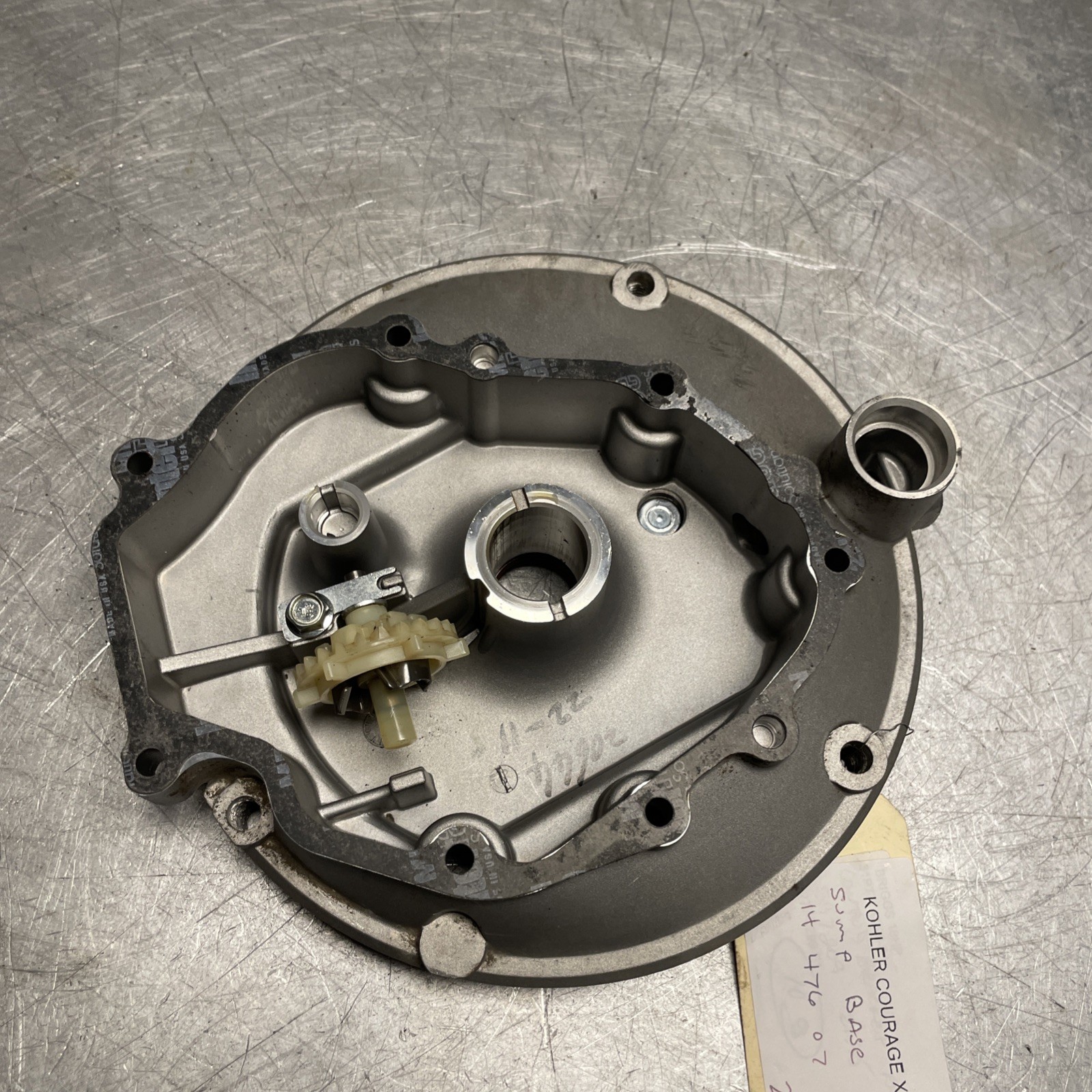 OEM GOOD USED KOHLER COURAGE XT-6 SUMP BASE 14 476 07