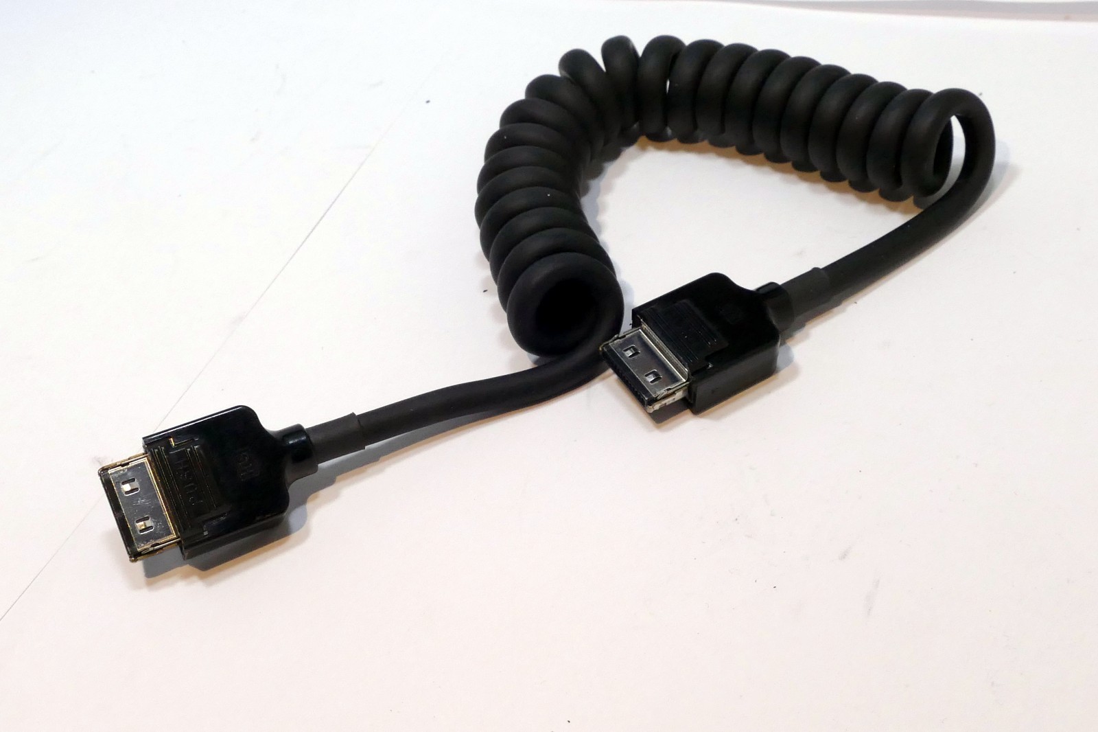 Camera cable 12 pin male to male coiled