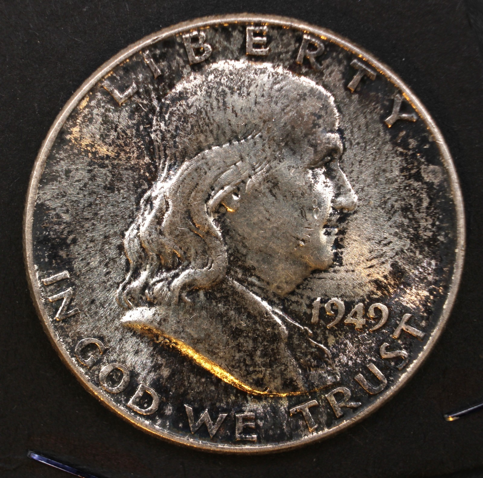 1949 Franklin Half Dollar- Choice UNC / Tone OBV/REV- SMH-626