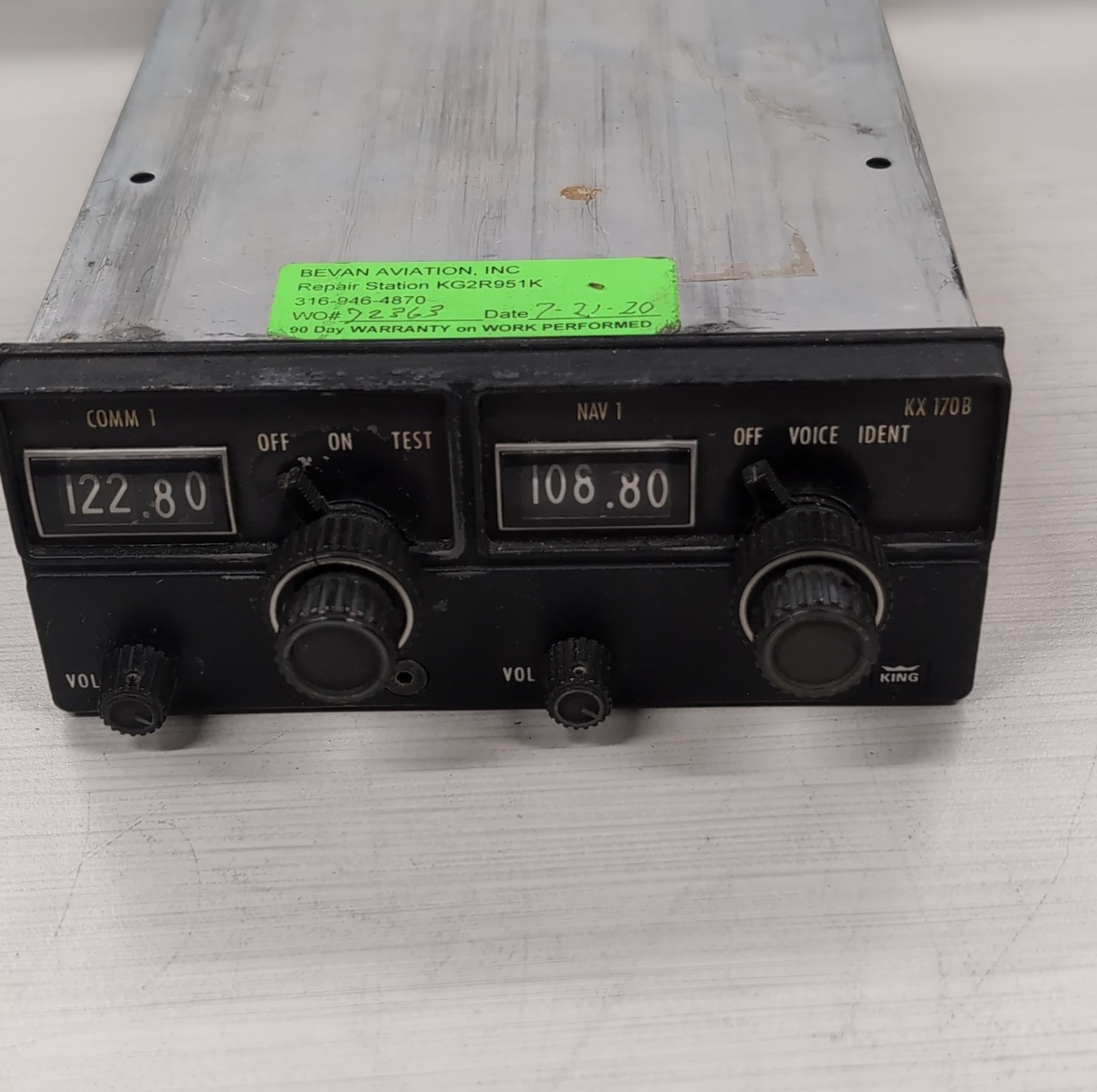 PARTS ONLY King KX-170B NAV/COM Radio P/N 069-1020-00