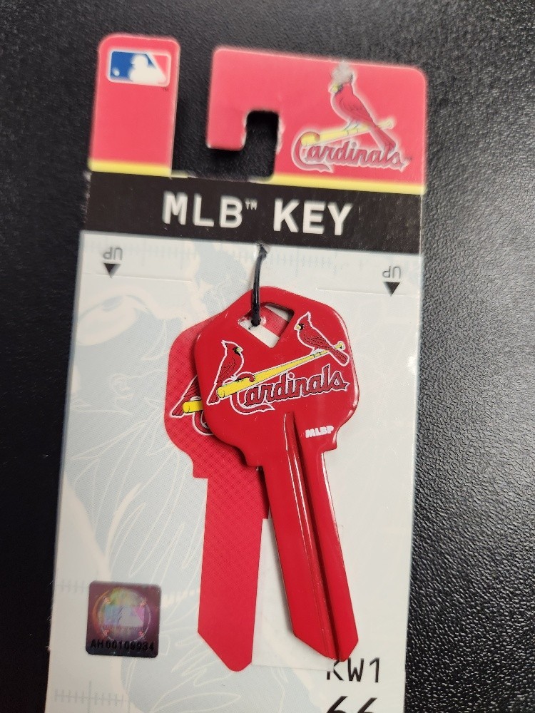 SMALL MLB ST. LOUIS CARDINALS KWIKSET KW1/KW10 KEYBLANK - READ DETAILS BELOW