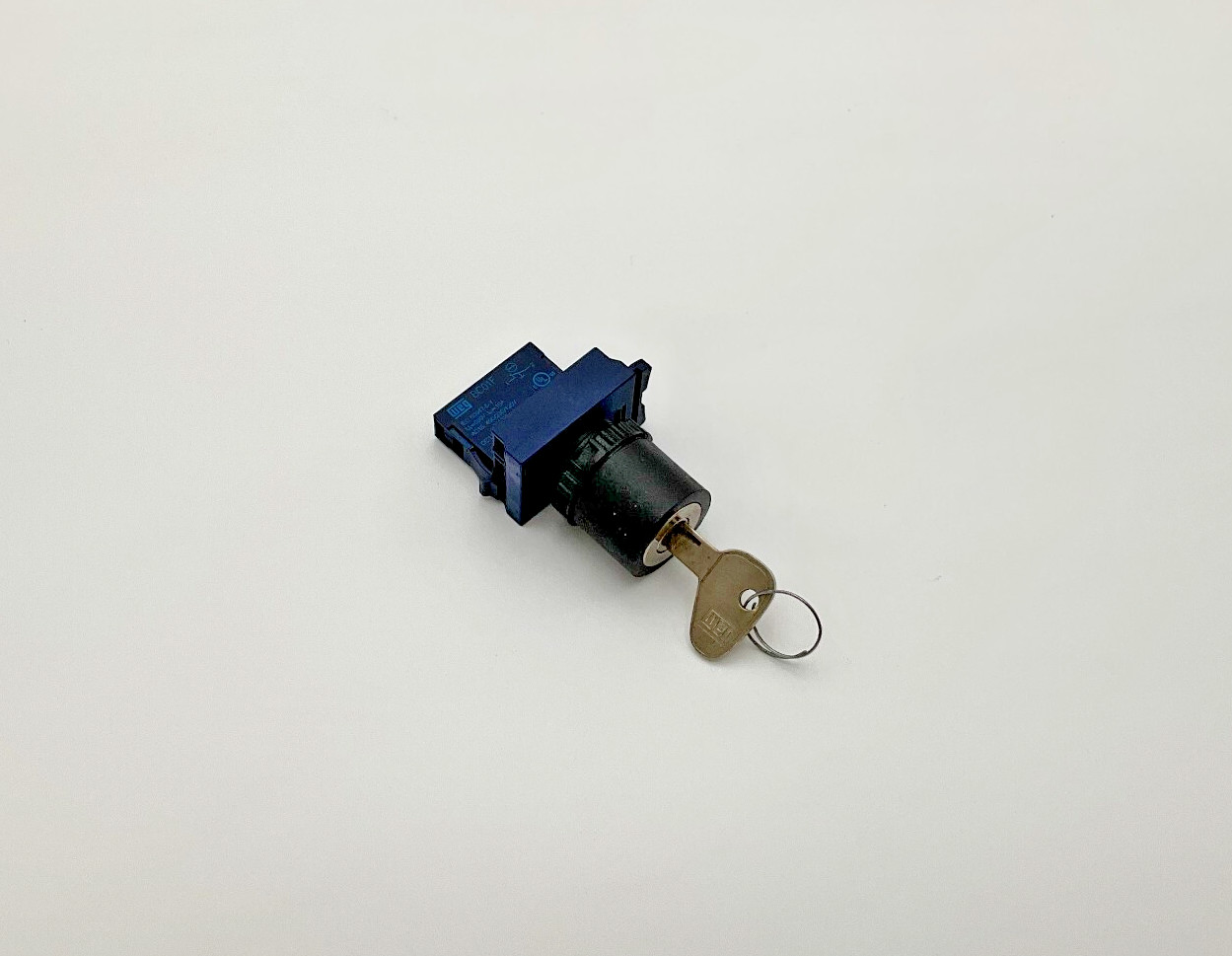 WEG BC01F 2-Postion Maintained Key Switch BCO1F (TSC)
