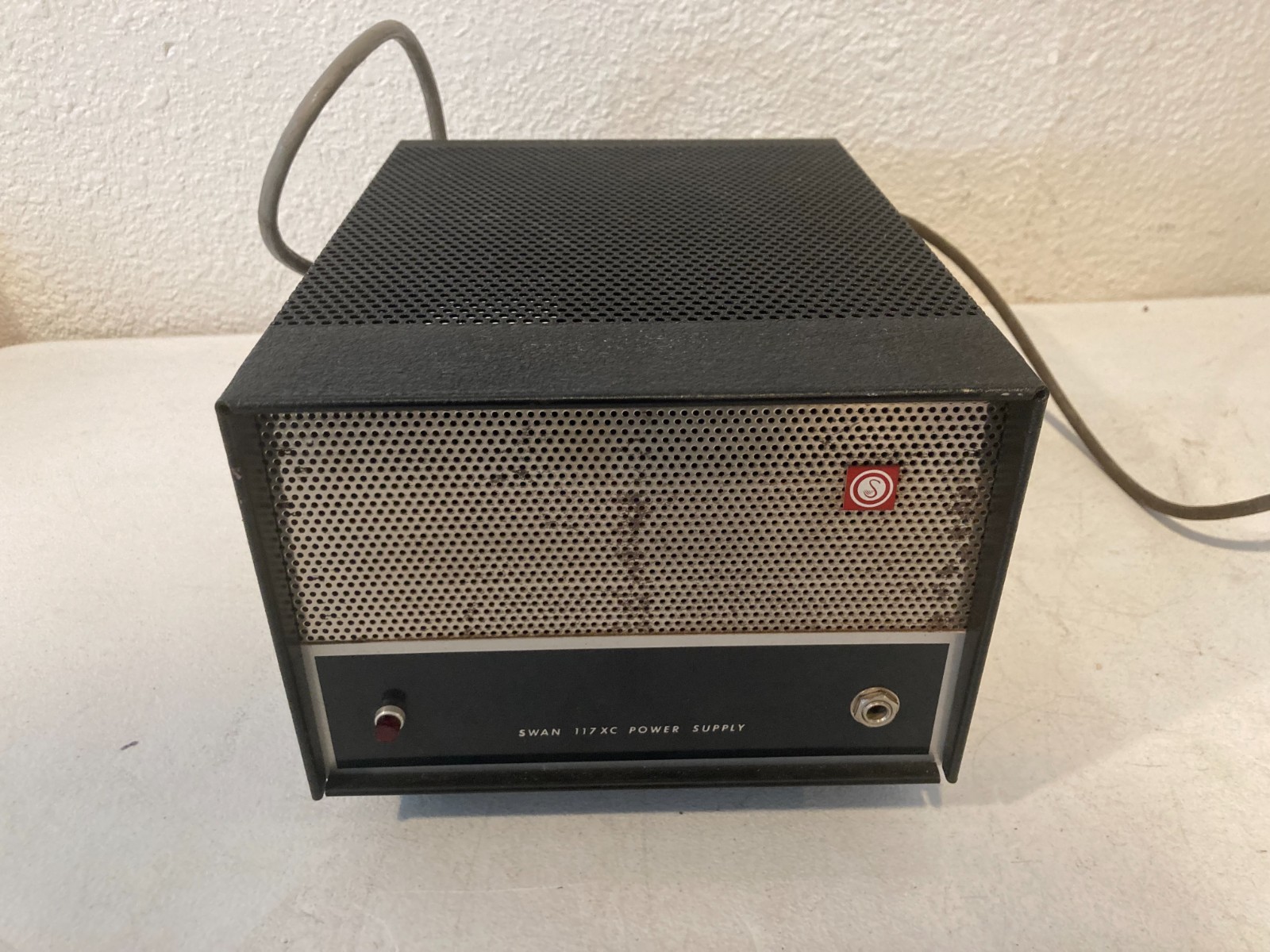 Swan  117-XC Power Supply for Swan Transceivers