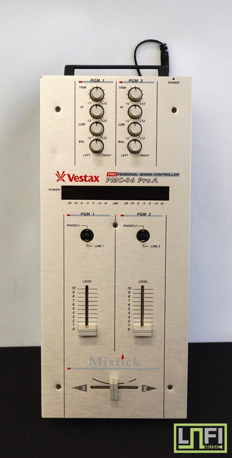 Vestax PMC-06 Pro A Slim Professional Mixtick Mixer  DJ Mixing Controller