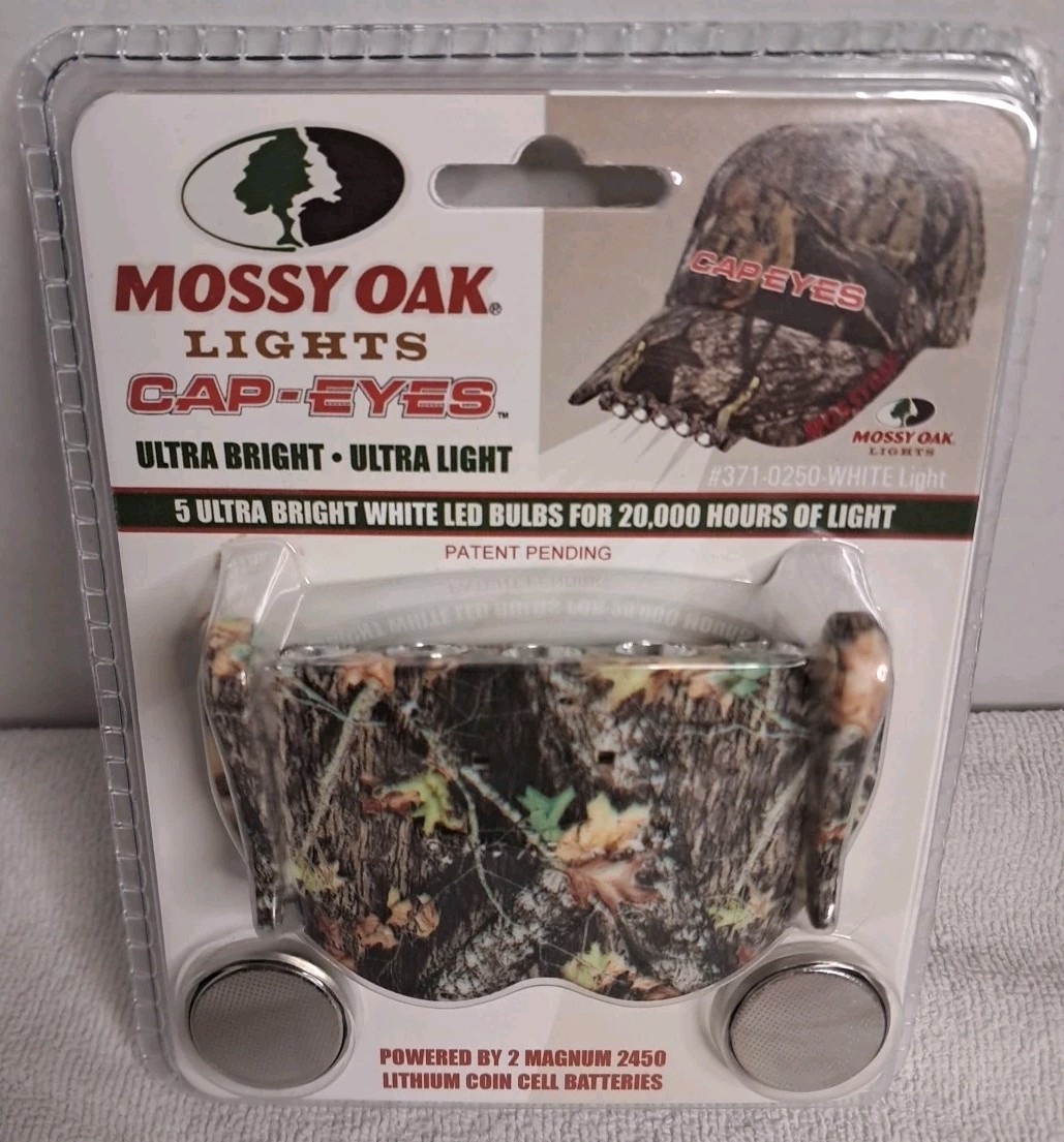 NEW Mossy Oak Lights Cap Eyes Clip On Hunting 5 Led Flashlight w/ Batteries