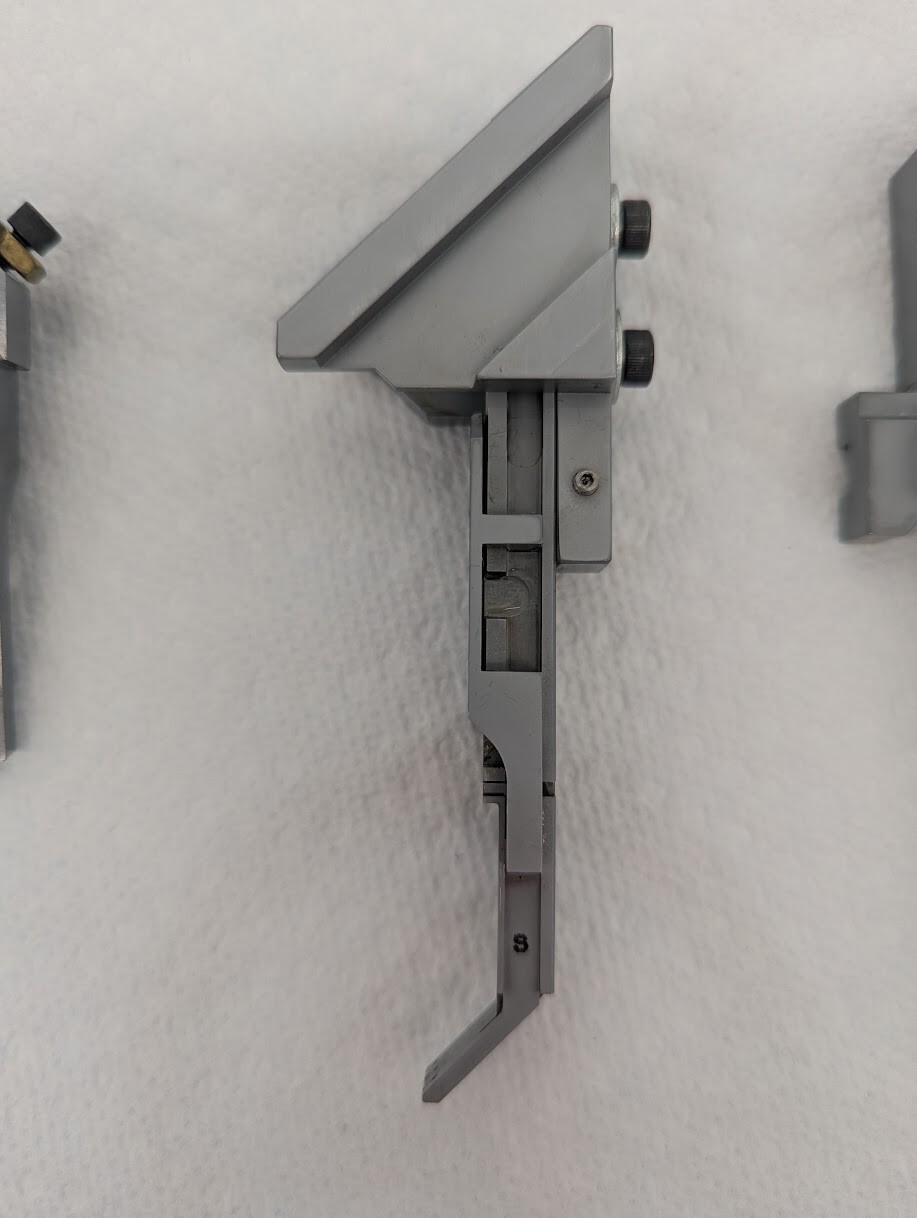 Universal Instruments Radial 8 Insertion Assembly Parts