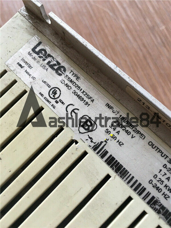 1PCS USED Lenze ESMD251X2SFA Frequency Converter Tested Good