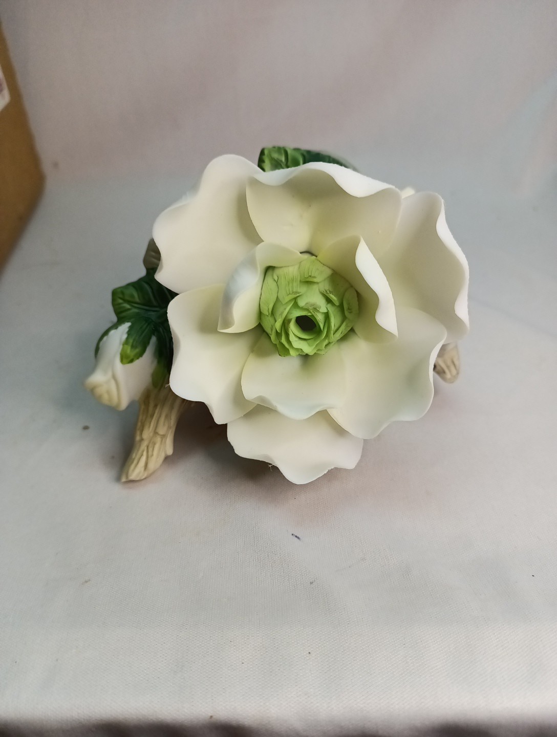 Vintage Porcelain Magnolia Night Light #12426 White Plug In 4" /4"/4"