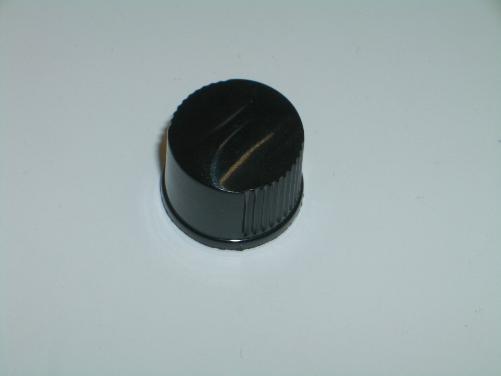 CED P-K225 DAVIES DAKA-WARE 1700 RADIO DIAL KNOB ROUND PINCHED 3/4" 1PC