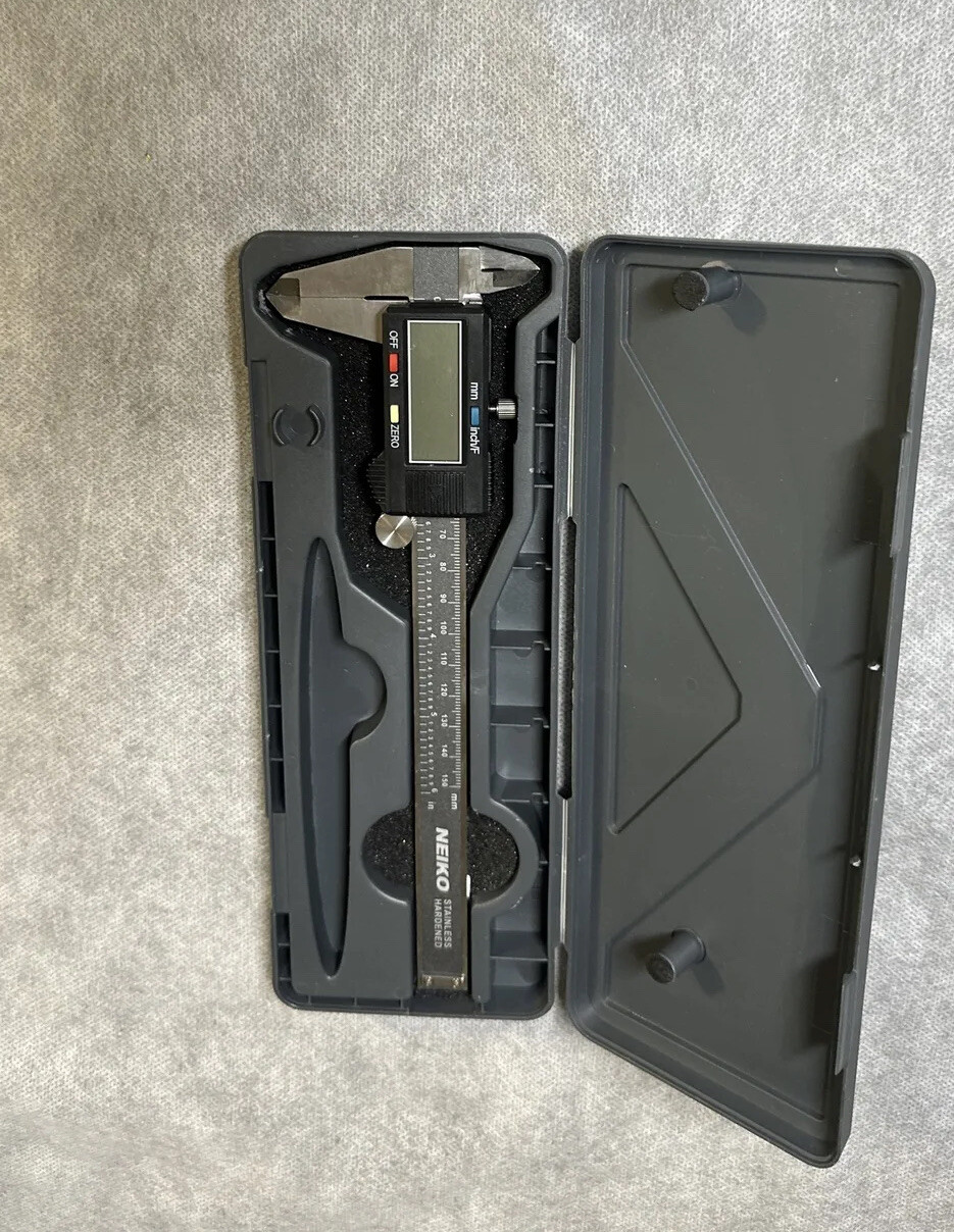 0-6" 0-150mm Digital Caliper with Case