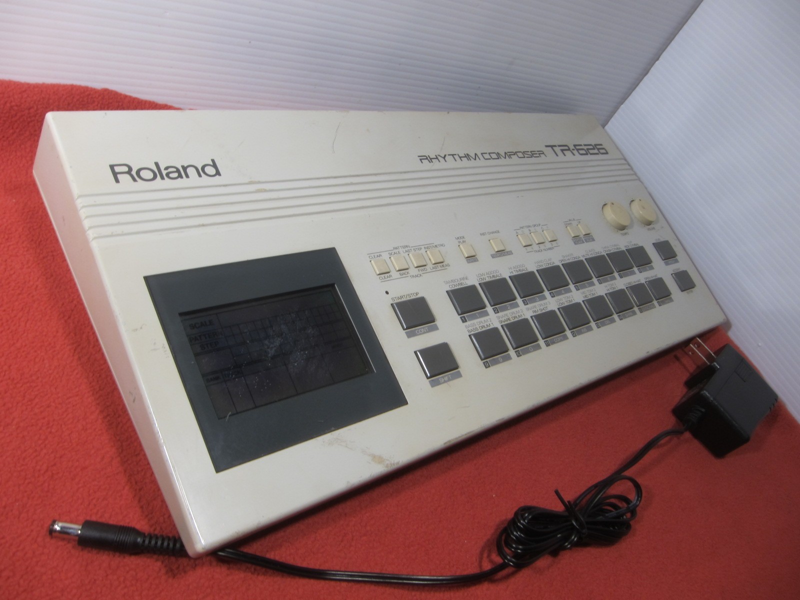 Roland TR-626 Rhythm Composer Drum Machine New Battery Tested w/ Power Supply