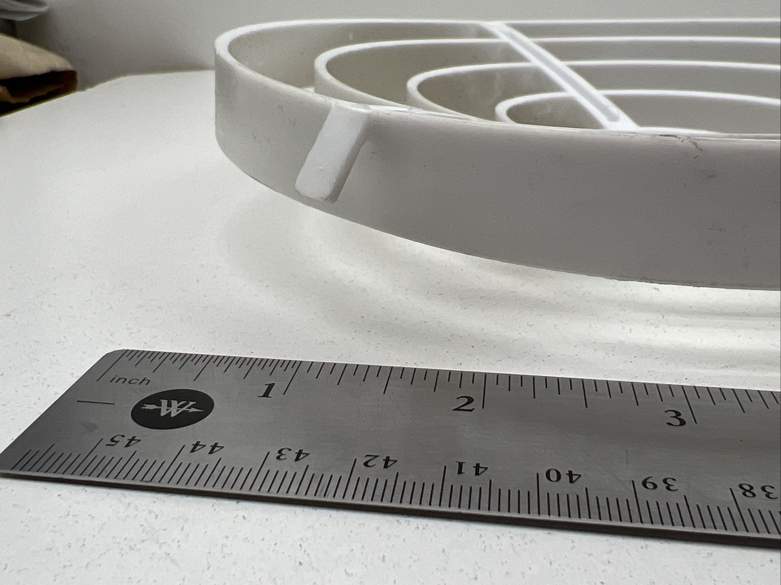 Luxo Task Lighting Fixture Plastic 5-Ring Louver Shade Lens Bulb Protector