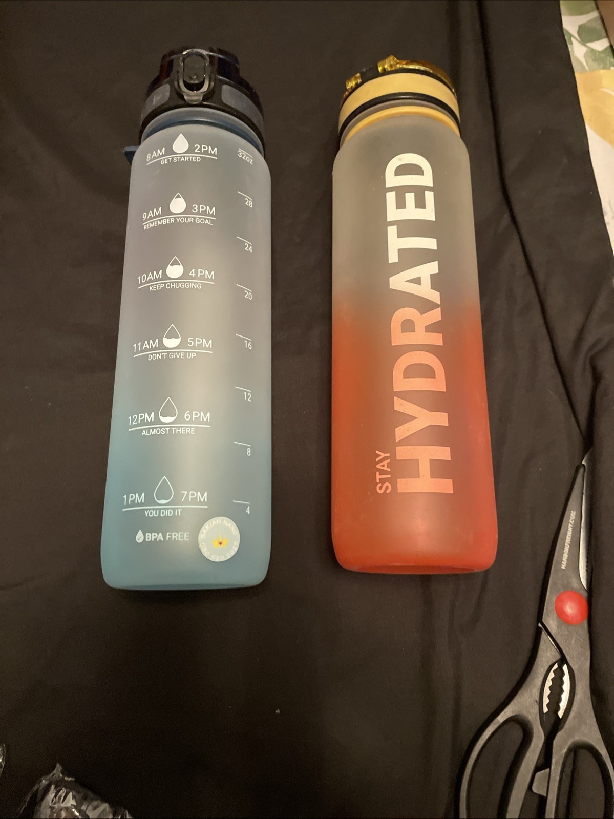 2 - STAY HYDRATED - 32 Oz. - Water bottle - with time lines -