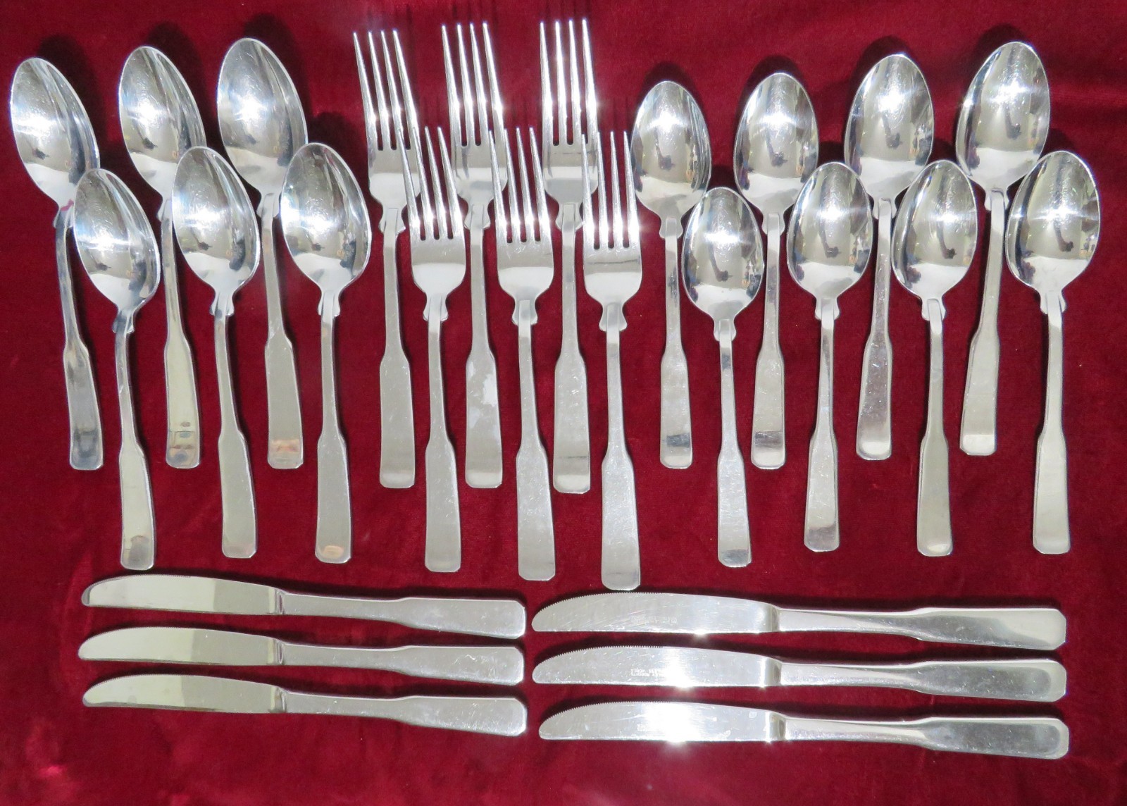 Stanley Roberts "John Weitz" Stainless 26 Pieces Service for 6 Korea uu