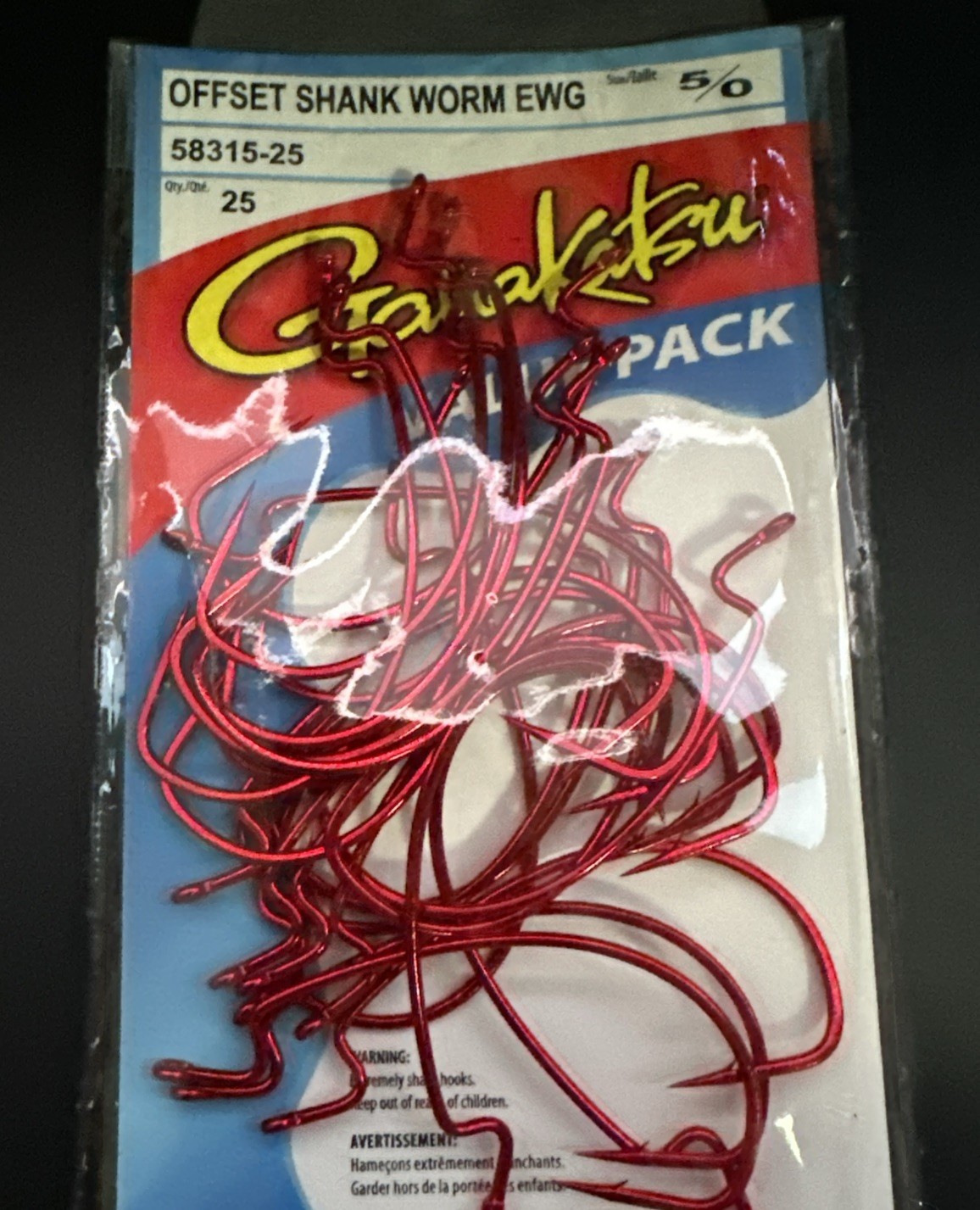 gamakatsu size 5/0 offset ewg shank worm red hook 25 hooks 58315-25 value pack N