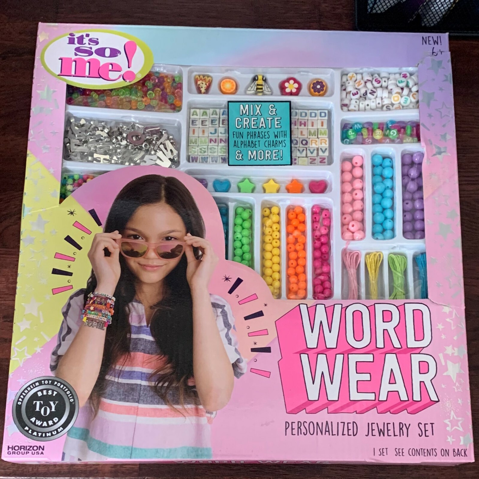 It's So Me! Word Wear DIY Bead Jewelry Kit