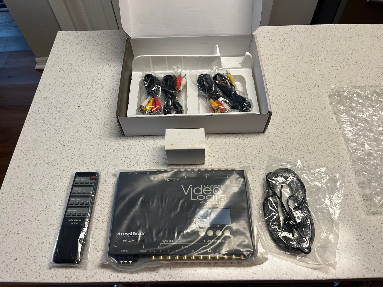 Angel trax AV44 Mobile Video Switcher