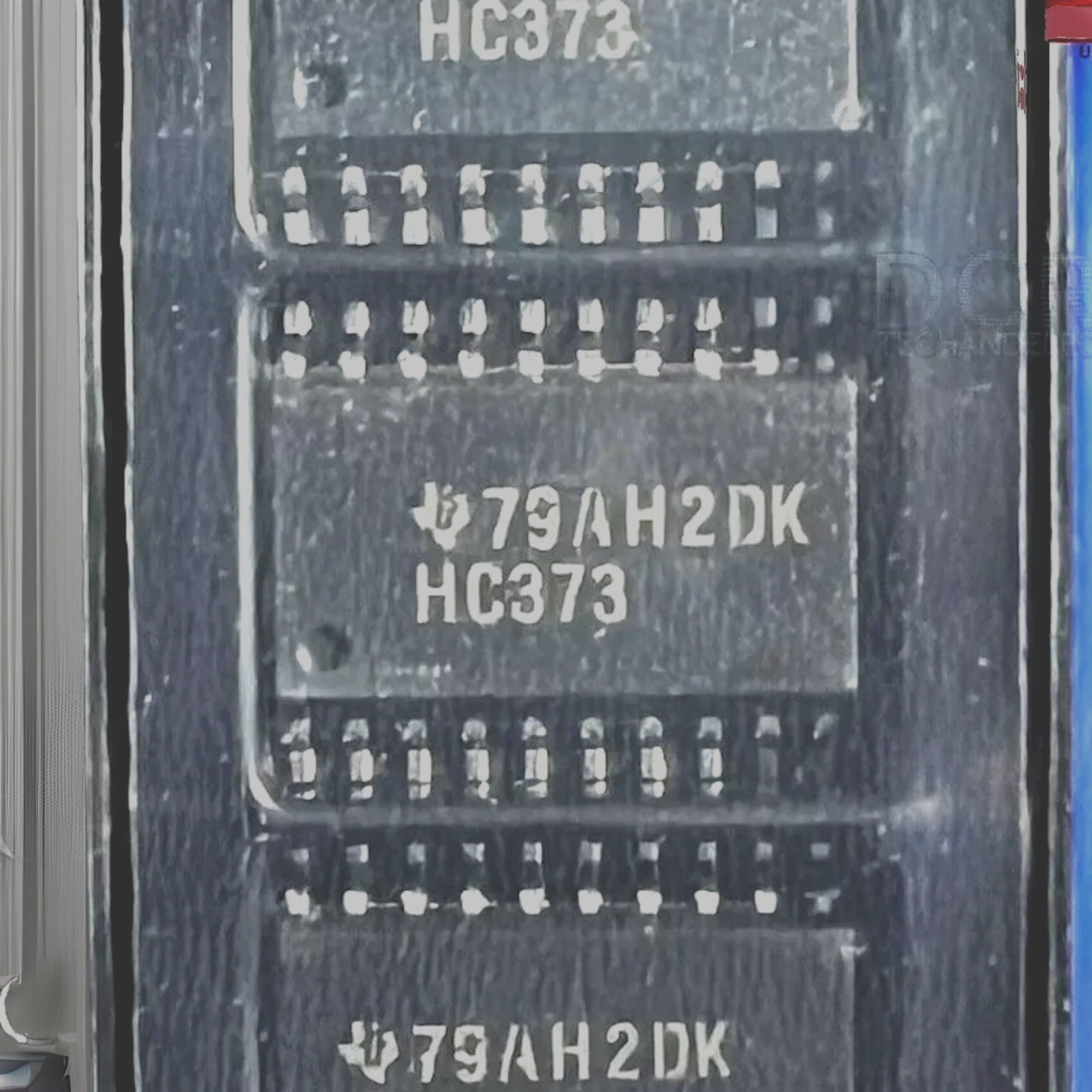 SN74HC373DWR D-Type Latch, 1 Channel, 8:8 IC, Tri-State Output, 20-SOIC