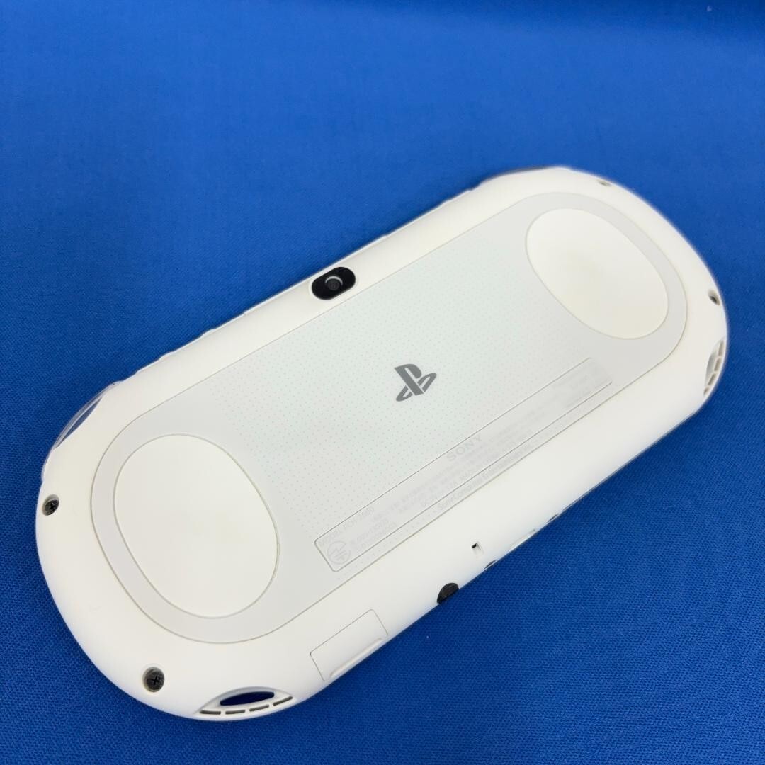 Playstation vita PCH-2000 ZA22 Slim Glacier White Charger Set