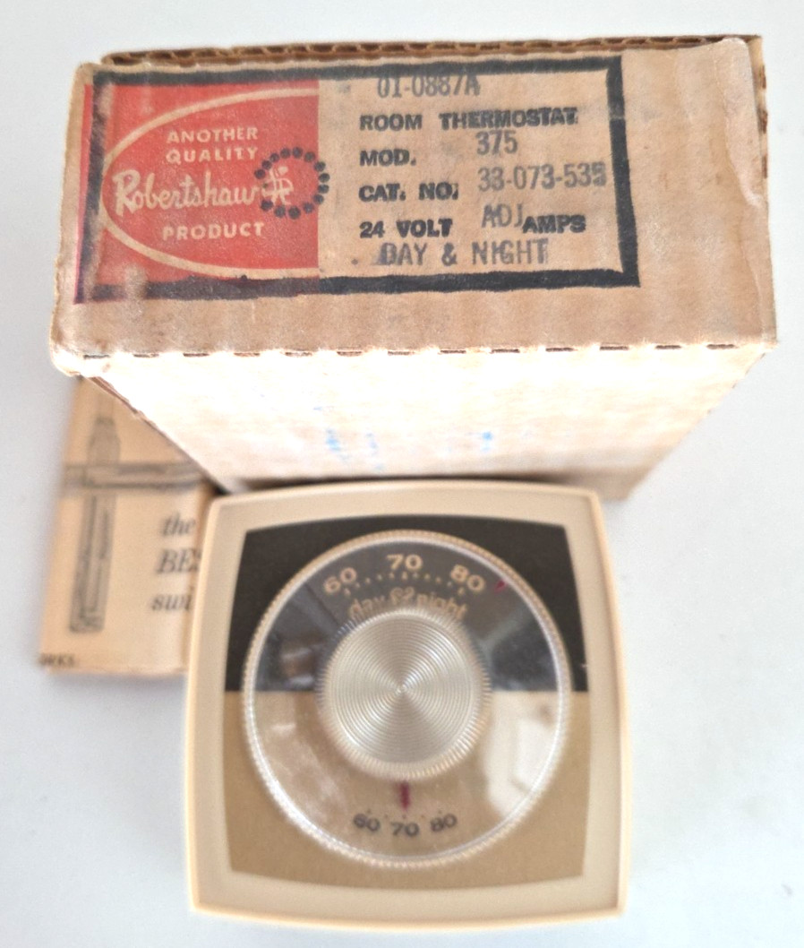 ***** NEW Vintage Robertshaw 1-0887A Day & Night Thermostat 33-073-535 CM-375 75
