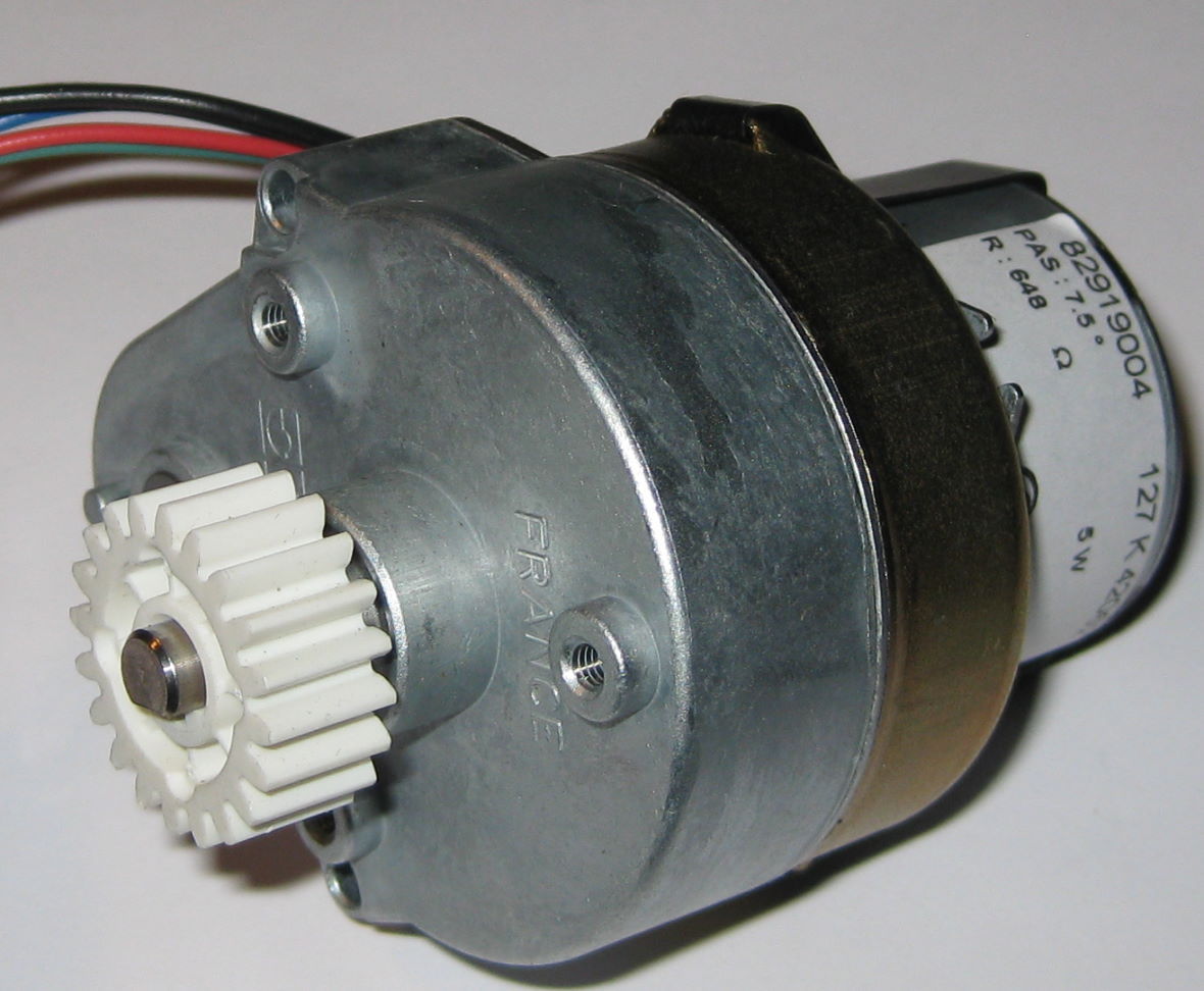 Crouzet Gearhead Stepper Motor - 56V - 127 K - 5 Watt - 2 Phase Bipolar 7.5 deg