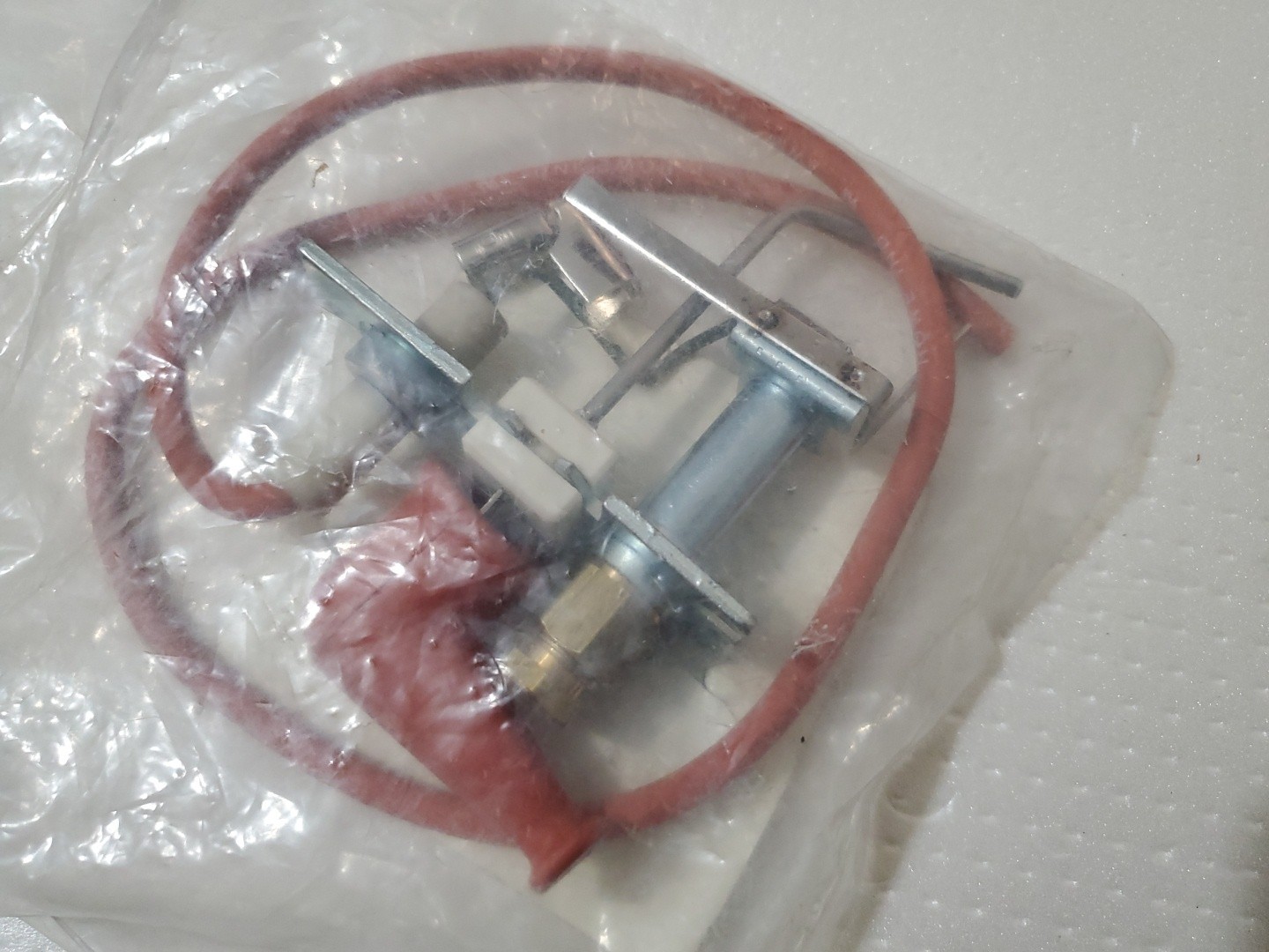 Thomas and Betts 061145 Gas Pilot Ignition Assembly