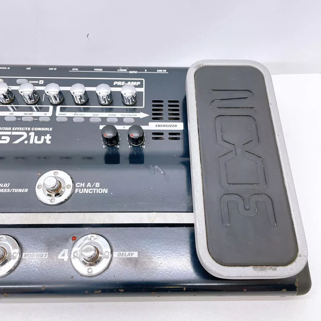 ZOOM G7.1ut Guitar Effects Console Processor TESTED EXCELLENT w/ Adapter