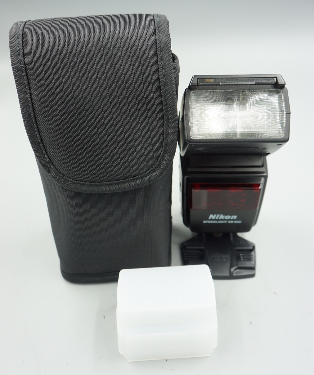 Nikon SB-600 Speedlight Flash ~Works~ w/ Diffuser, Pouch, Stand #593