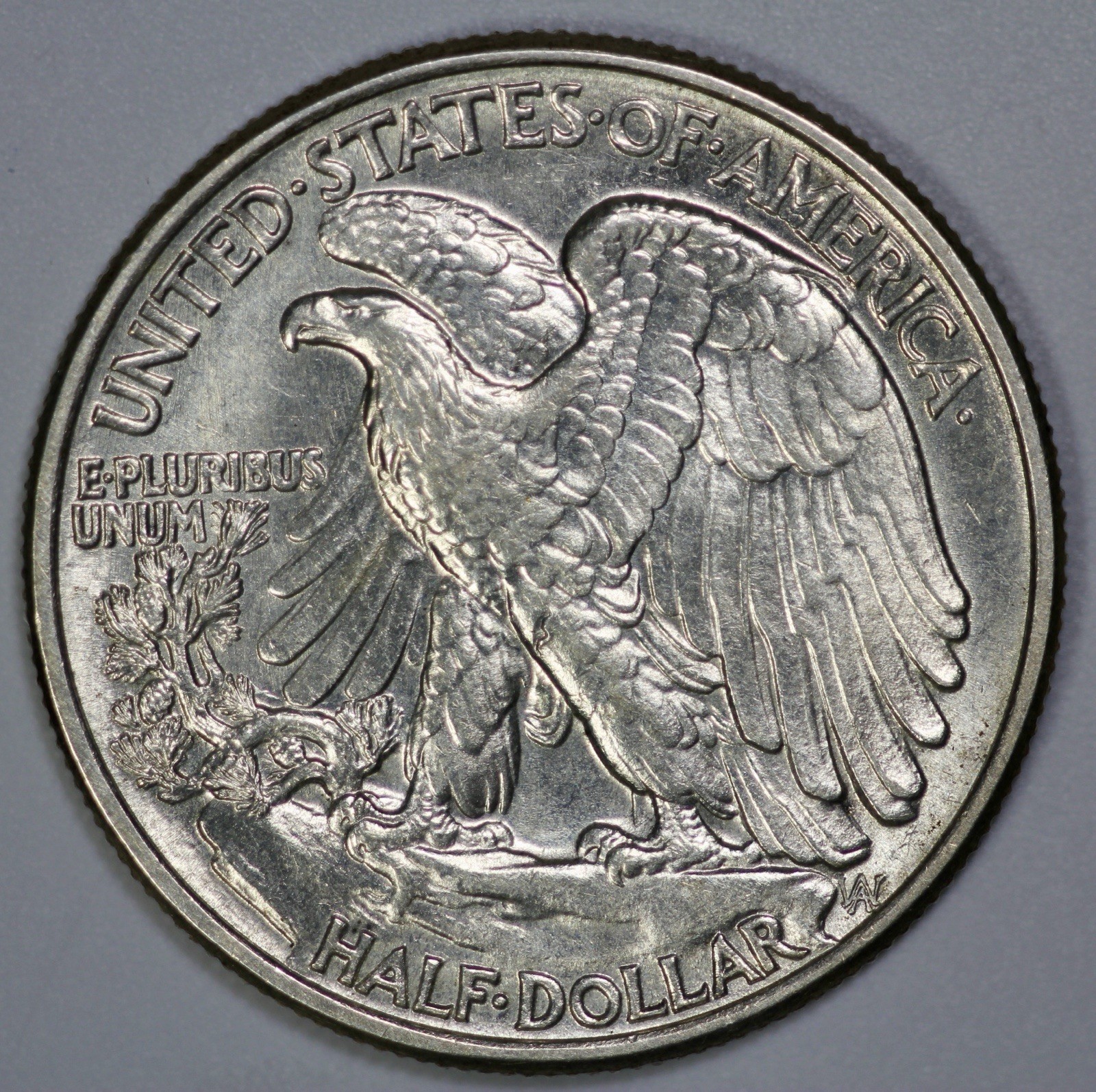 1946 Walking Liberty 50c Silver Half Dollar UNC