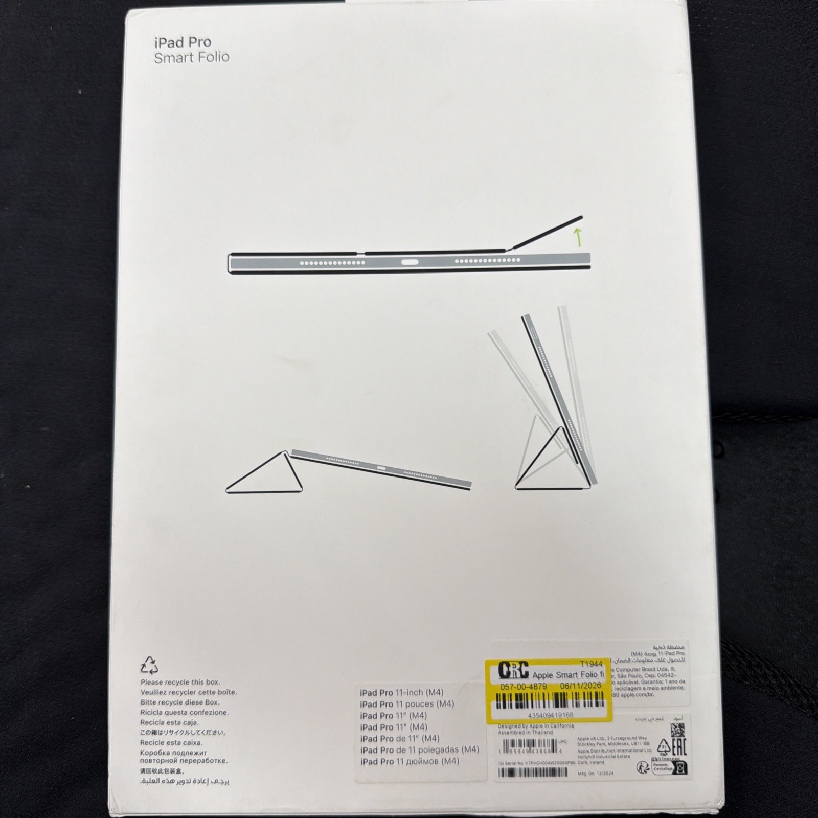 Apple iPad Pro 11-inch (M4) Smart Folio Case, Polyurethane, Magnetic, Black